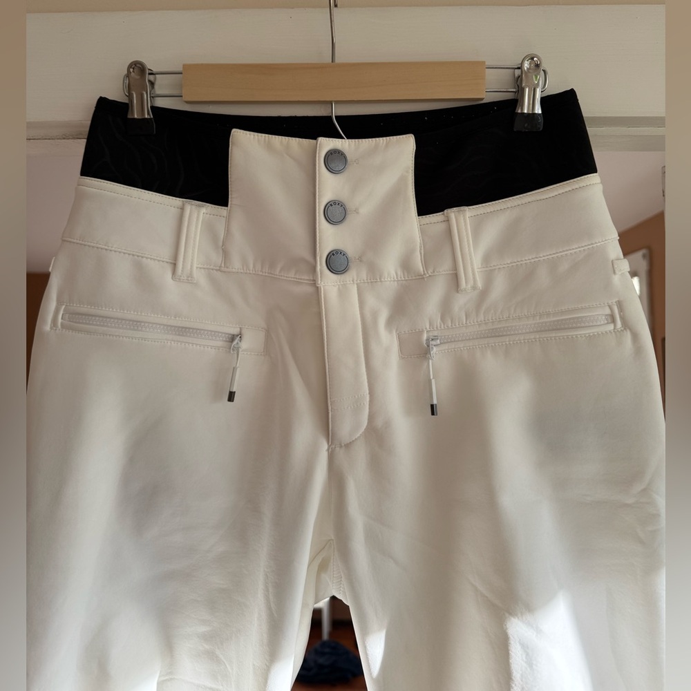 Roxy Rising High Snow Pant - Picture 2 of 5